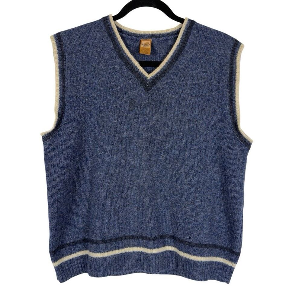 Fargo 100% Shetland Wool Blue V-Neck Vast - Men’s M